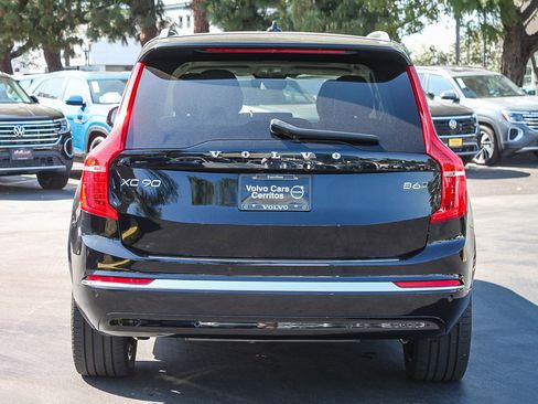 Used 2023 Volvo XC90 B6 Plus w/ Protection Package Premier AWD/4WD image 7