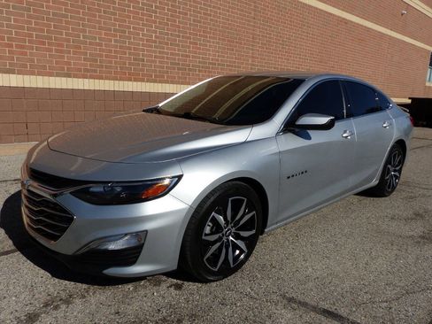 Used 2021 Chevrolet Malibu RS FWD image 6