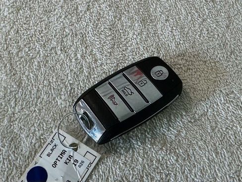 Used 2019 Kia Optima SX w/ SX Limited (Bronze) Package image 30