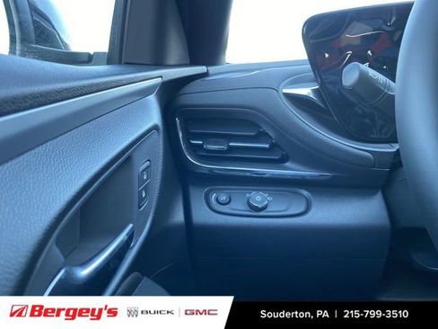 New 2026 Buick Envista Sport Touring w/ Convenience I Package FWD image 20