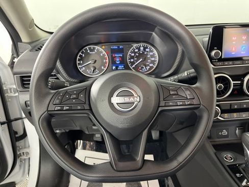 Certified 2025 Nissan Sentra S FWD image 21
