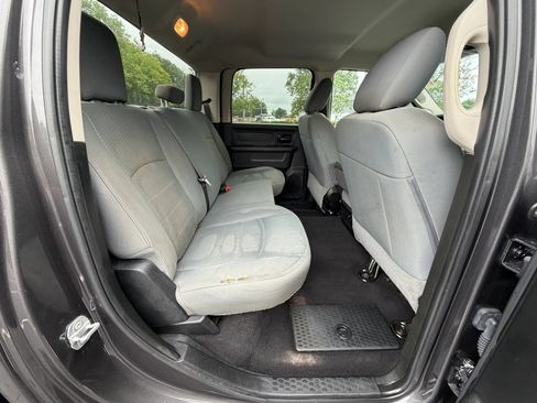 Used 2018 RAM 3500 Tradesman w/ Chrome Appearance Group AWD/4WD image 20