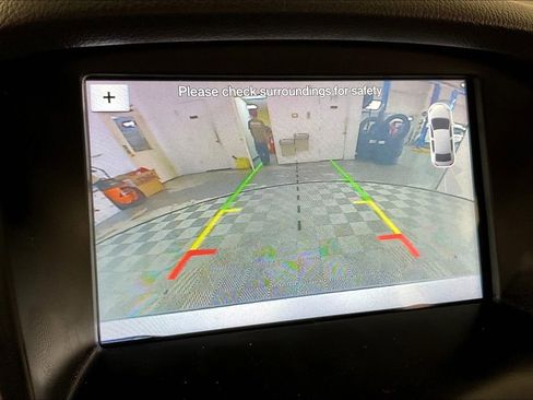 Used 2017 Ford Focus SEL image 19