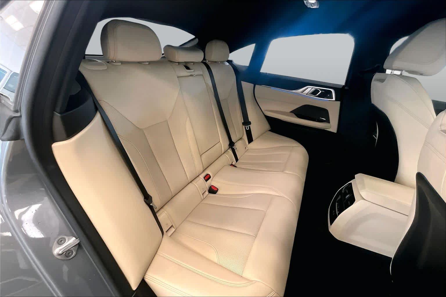 Used 2025 BMW i4 eDrive40 w/ Premium Package RWD image 19