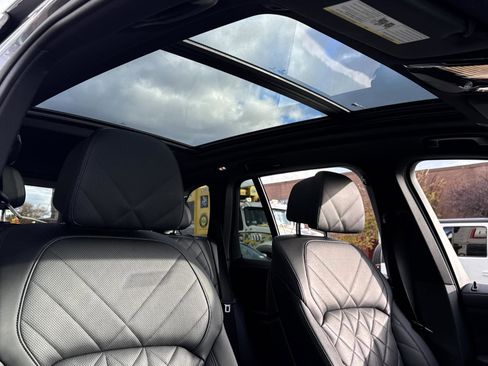 Used 2024 BMW X5 xDrive40i w/ Premium Package image 30