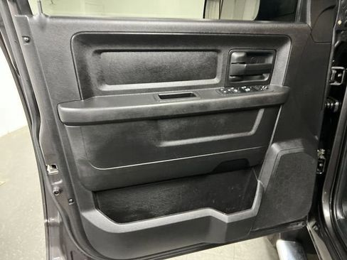 Used 2018 RAM 2500 Tradesman w/ Chrome Appearance Group AWD/4WD image 21