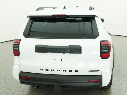 New 2026 Toyota 4Runner 4WD image 10