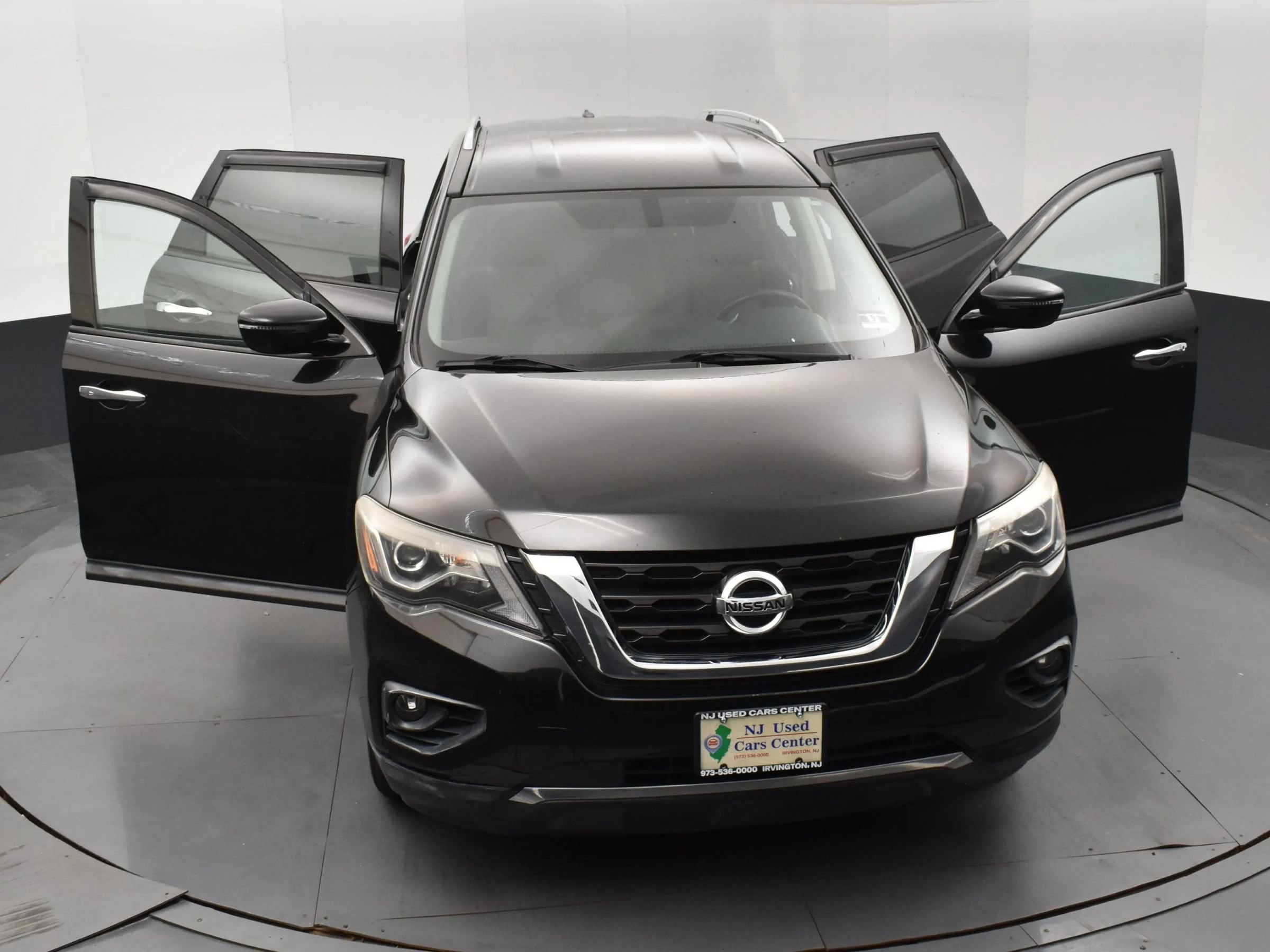 Used 2017 Nissan Pathfinder SV AWD/4WD image 10