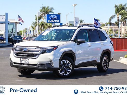 Certified 2026 Subaru Forester Premium AWD/4WD image 1