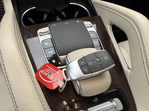 Used 2020 Mercedes-Benz GLS 580 4MATIC image 49