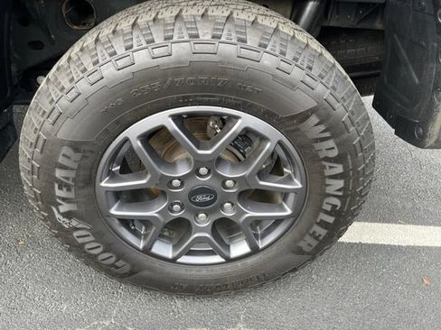 Used 2024 Ford Ranger XLT w/ Equipment Group 301A High AWD/4WD image 14