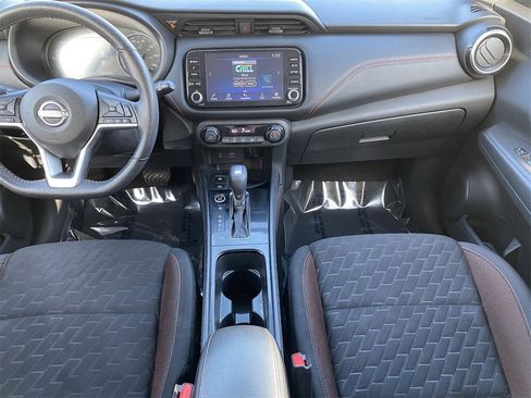 Certified 2022 Nissan Kicks SR image 16