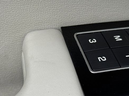 Used 2016 Land Rover Range Rover HSE image 45