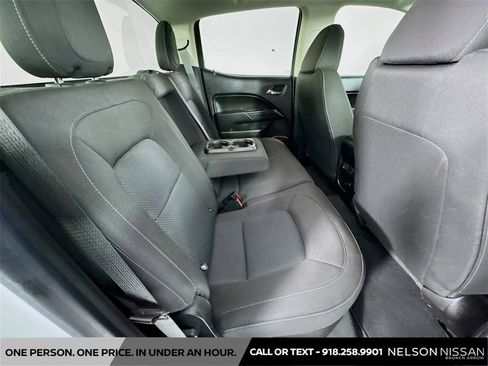 Used 2022 Chevrolet Colorado LT image 24
