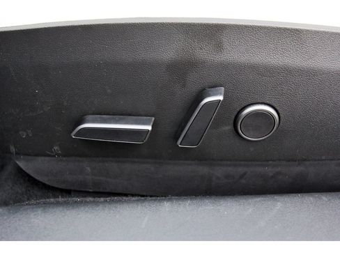 Used 2023 Tesla Model 3 Long Range AWD/4WD image 29
