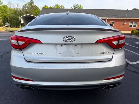 Used 2016 Hyundai Sonata Sport FWD image 6