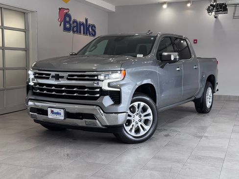 Certified 2023 Chevrolet Silverado 1500 LTZ AWD/4WD image 2