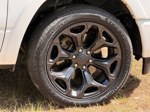 Used 2022 RAM 1500 Limited w/ (RED) Edition AWD/4WD image 11