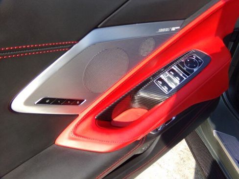 Used 2022 Chevrolet Corvette Stingray Premium Conv w/ Z51 Performance Package RWD image 14
