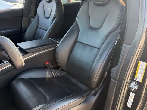 Used 2022 Tesla Model X AWD/4WD image 9