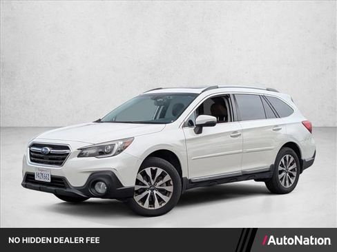 Used 2018 Subaru Outback 2.5i Touring AWD/4WD image 1