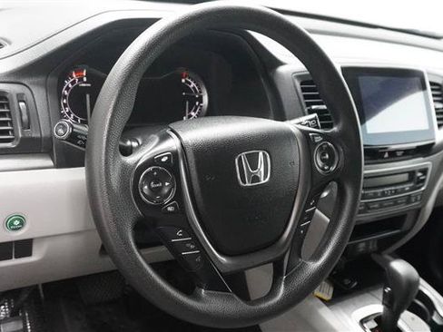 Used 2016 Honda Pilot EX image 12