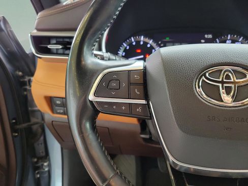 Used 2020 Toyota Highlander Platinum image 6