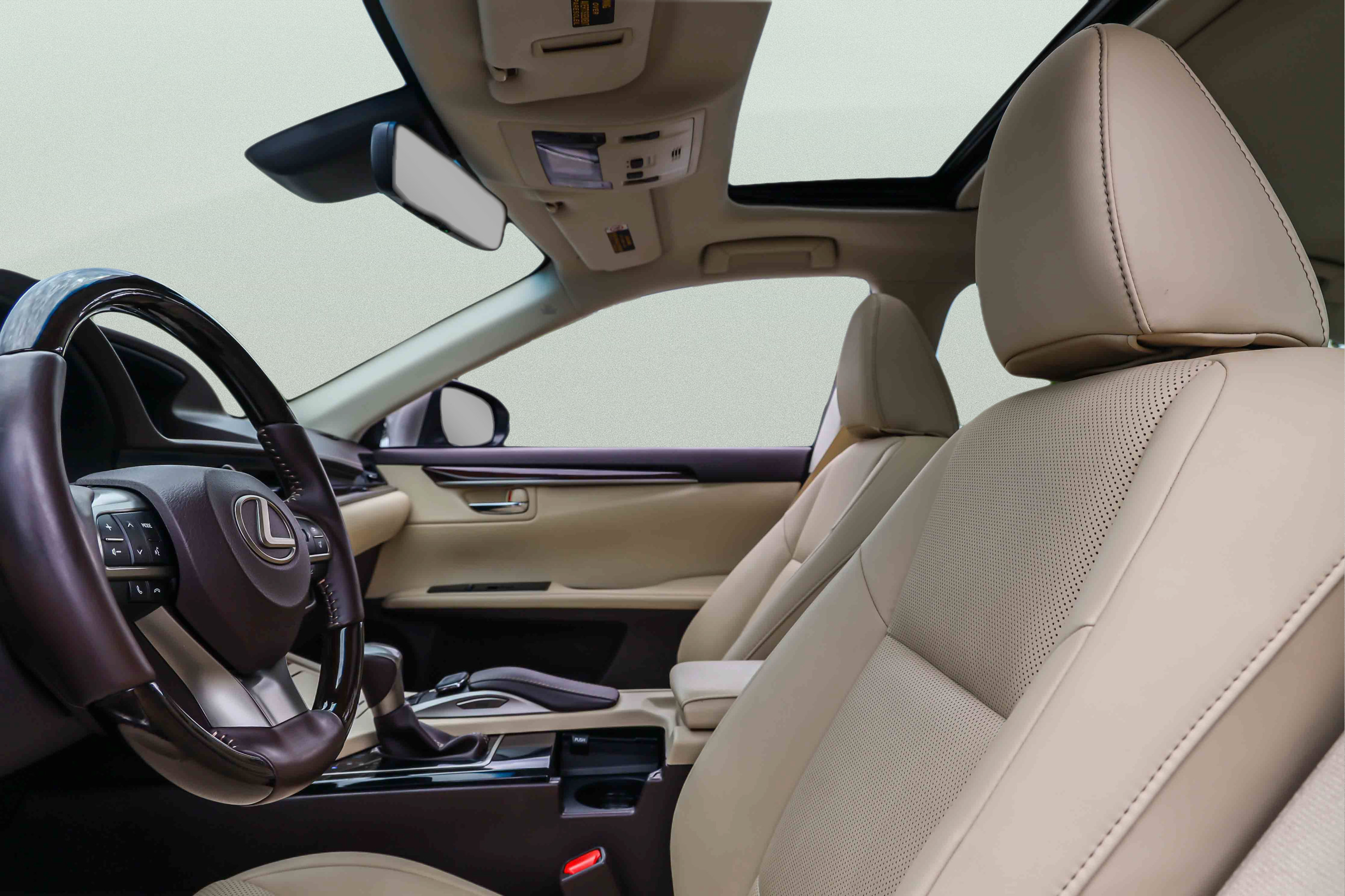 Used 2017 Lexus ES 350 w/ Navigation System Package FWD image 9