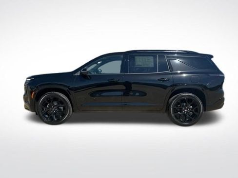 New 2026 Chevrolet Traverse RS image 2