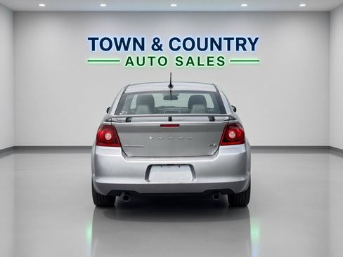 Used 2013 Dodge Avenger R/T FWD image 4