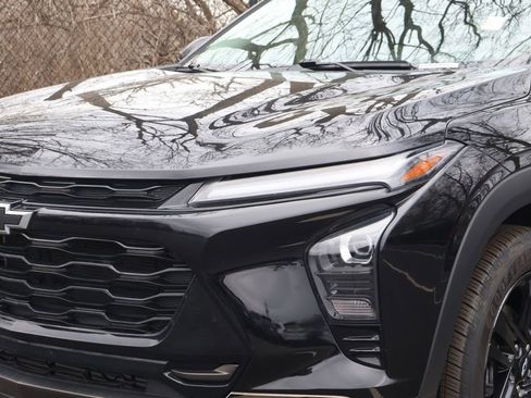 Certified 2024 Chevrolet Trax ACTIV w/ Driver Confidence Package image 4