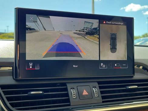 Used 2021 Audi Q5 Prestige w/ Prestige Package image 30