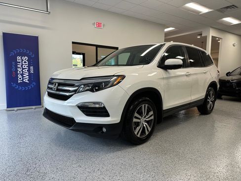 Used 2017 Honda Pilot EX-L image 4
