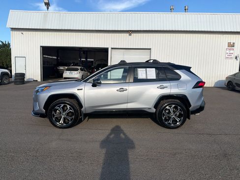 Used 2023 Toyota RAV4 XSE w/ Premium Package AWD/4WD image 7
