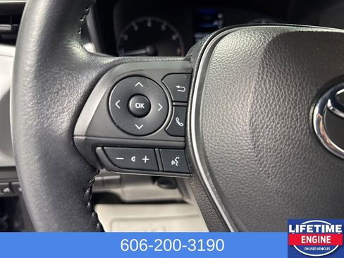 Used 2024 Toyota Corolla SE image 14