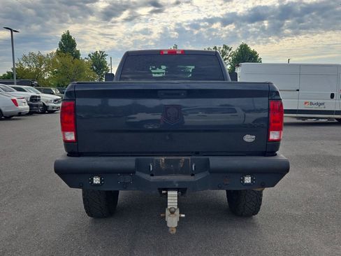 Used 2016 RAM 2500 Tradesman w/ Chrome Appearance Group AWD/4WD image 6