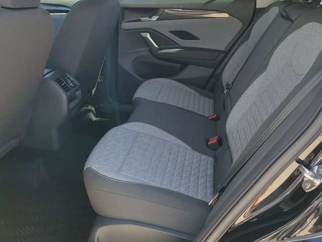 Used 2025 Volkswagen Tiguan S AWD/4WD image 8