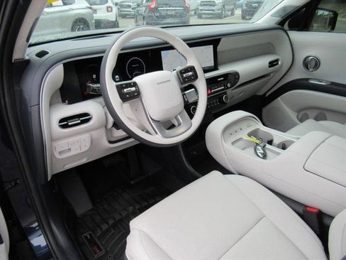 Used 2026 Hyundai Palisade Calligraphy FWD image 15