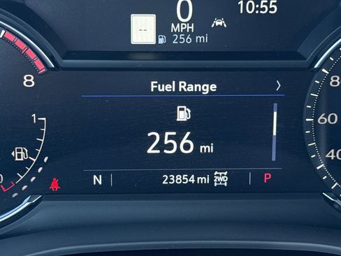 Used 2025 Cadillac XT6 Premium Luxury image 11