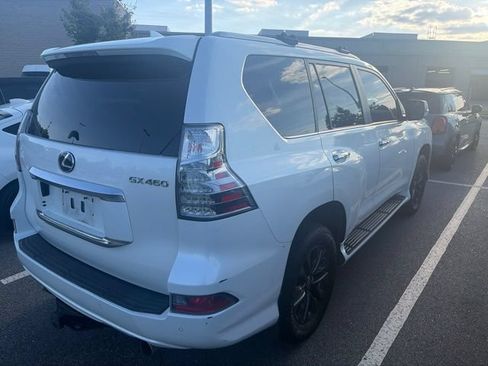Used 2022 Lexus GX 460 Premium w/ Premium Package AWD/4WD image 6