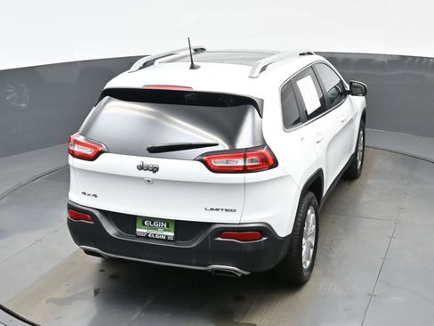 Used 2017 Jeep Cherokee Limited image 39