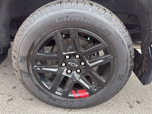 Used 2024 Chevrolet Silverado 1500 RST w/ Redline Edition AWD/4WD image 16