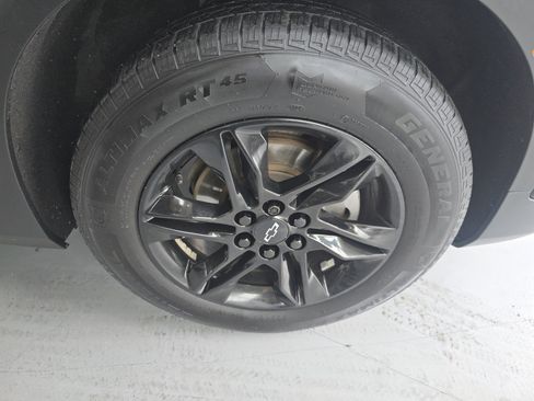 Used 2020 Chevrolet Blazer LT image 11