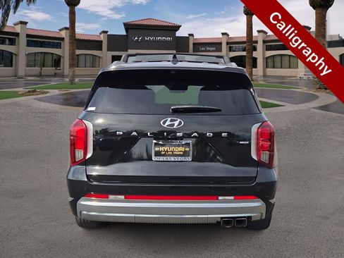 Certified 2024 Hyundai Palisade Calligraphy AWD/4WD image 7