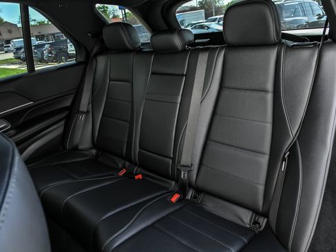 Used 2022 Mercedes-Benz GLE 350 4MATIC image 18