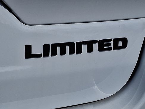 New 2025 Jeep Grand Cherokee Limited image 5