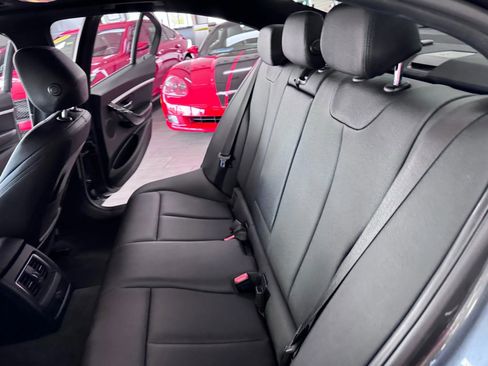 Used 2017 BMW 330i xDrive Sedan image 19