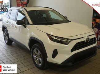 Used 2025 Toyota RAV4 LE AWD/4WD video 1
