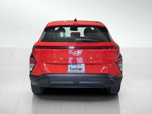 Certified 2024 Hyundai Kona SE FWD image 6