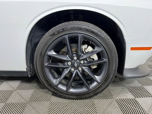 Used 2023 Dodge Challenger GT w/ Plus Package image 9